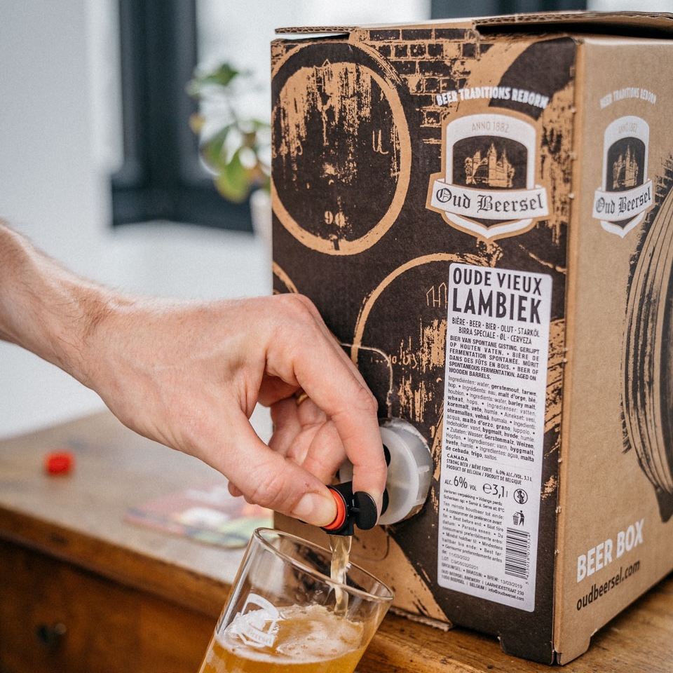 cat. Beerbox cat. Beerbox